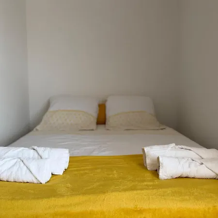 度假居 Maison 15 Pers, 10 Min Du Mont St Michel 蓬托尔松